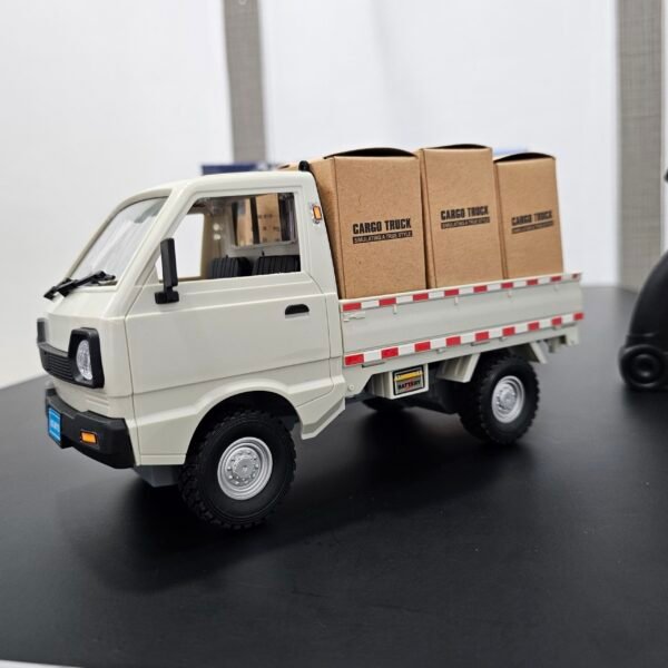 PowerHaul RC Cargo Truck - Image 5