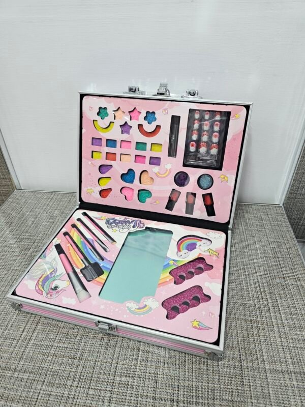 Fabulous Face Makeup Tote