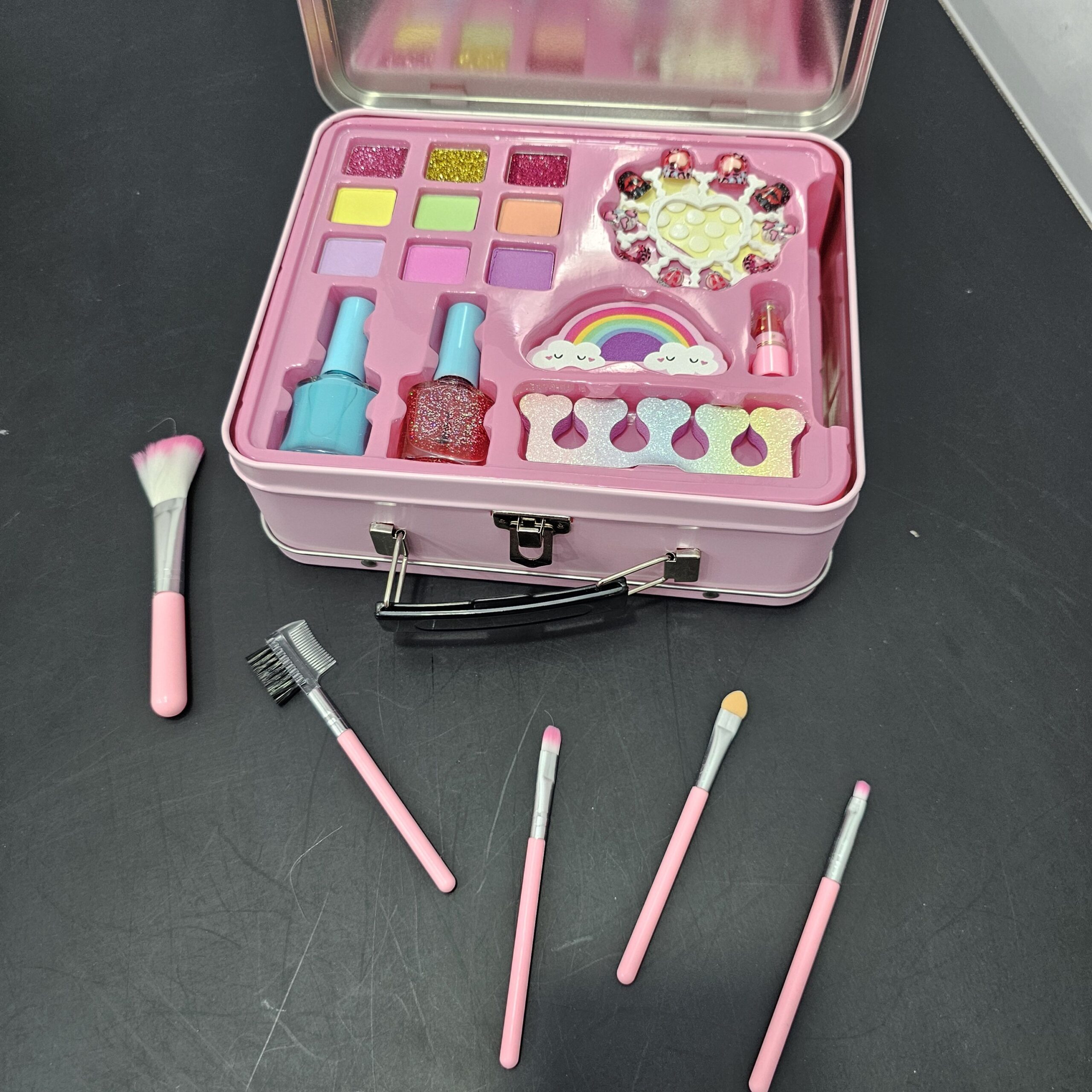Fashion Makeup Kit with Iron Box β Stylish Beauty Set for Kids - Image 2